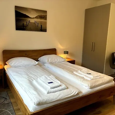 Apartment Cozy 2br Near - 8 Zurich