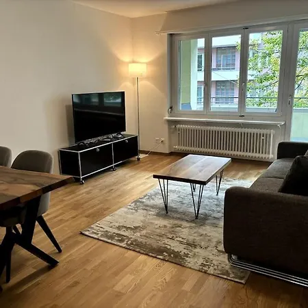 Cozy 2br Near - 8 Appartement Zürich