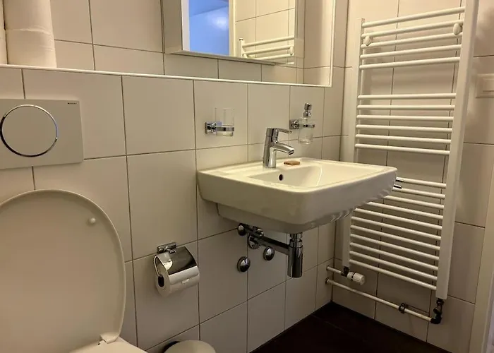 Cozy 2br Near - 8 チューリッヒ